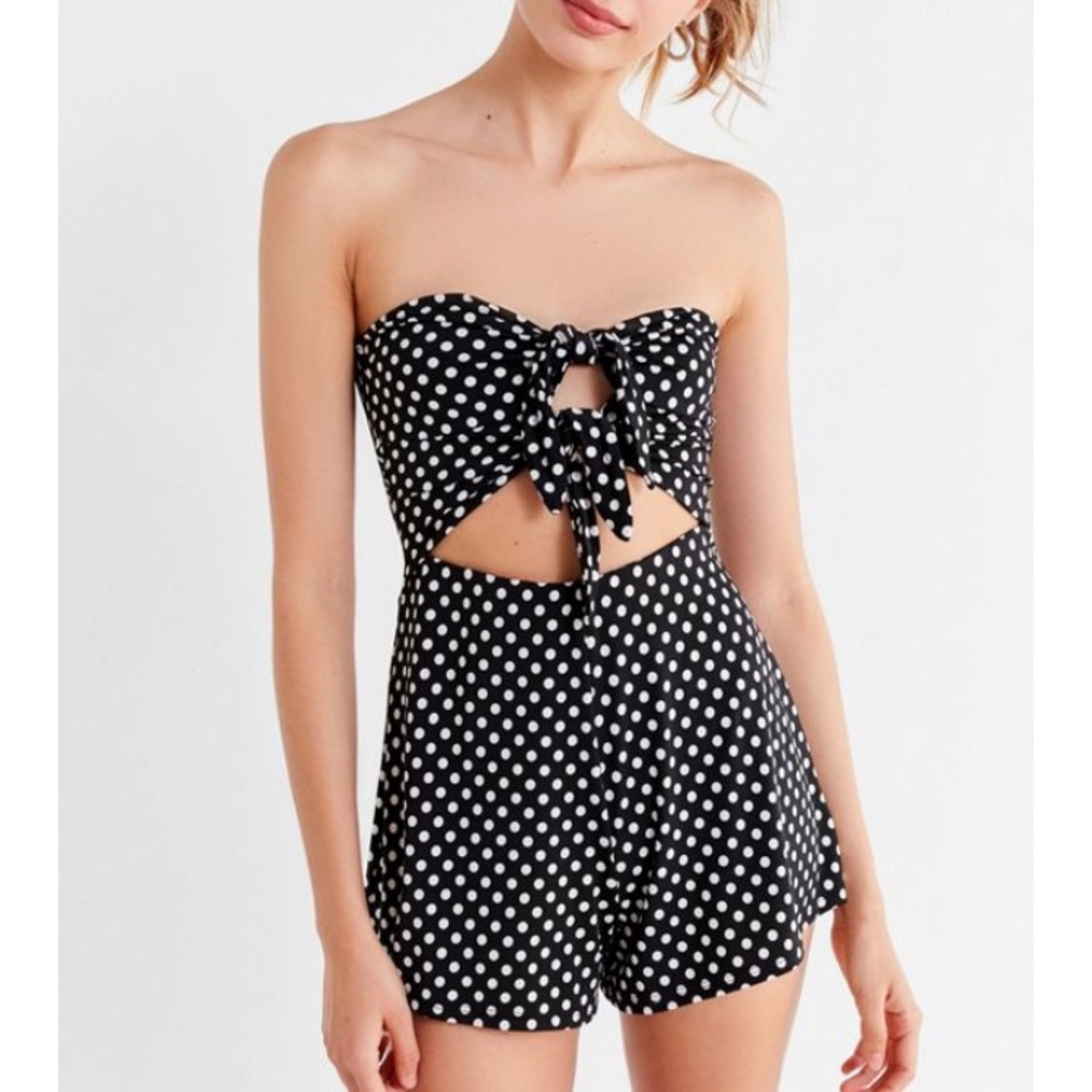 NWOT UO polka dot strapless front tie romper